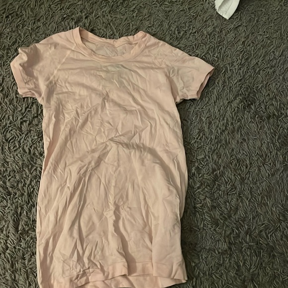 LULULEMON swiftly tshirt - Picture 1 of 2